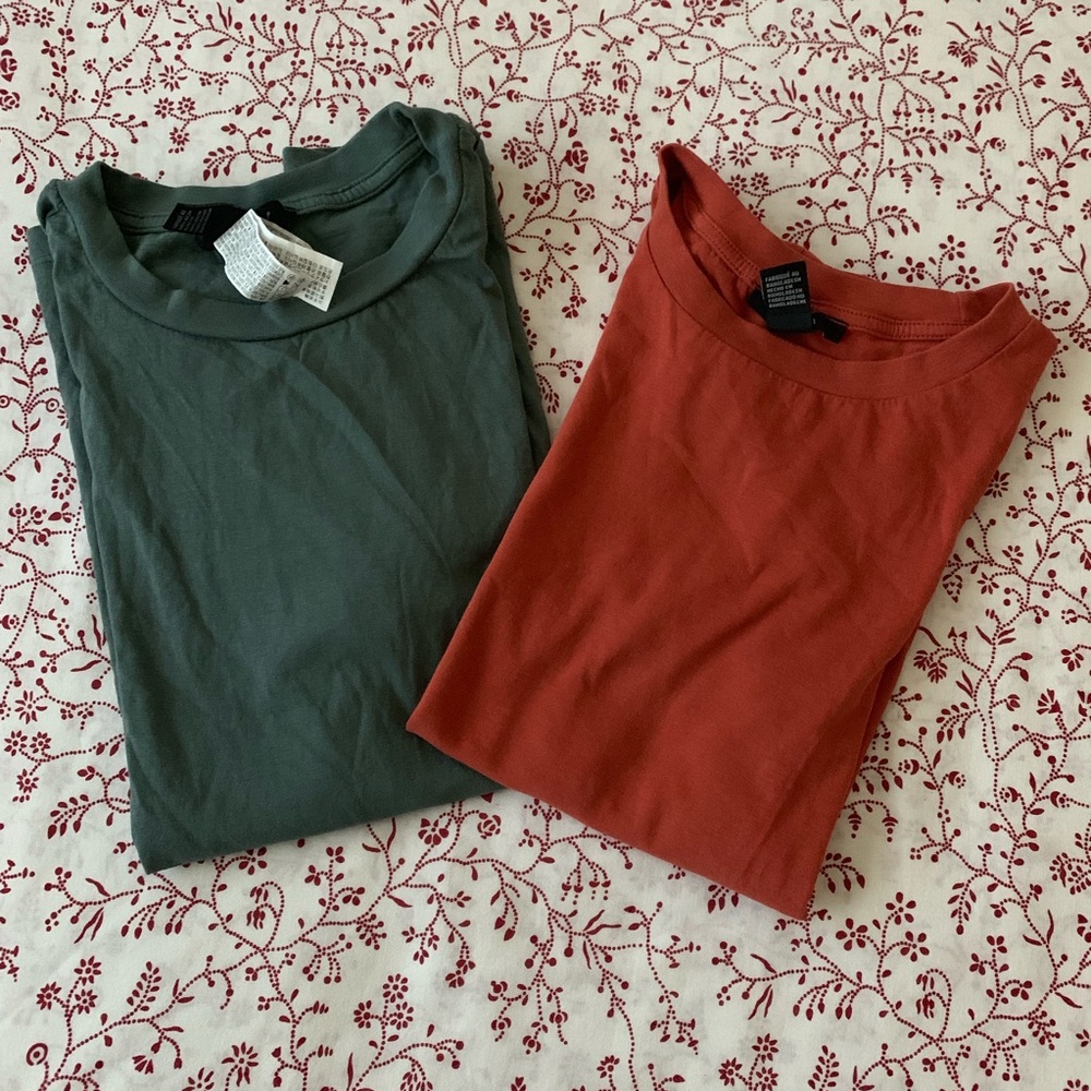 🍁2 FALL color essential tees! 🍁